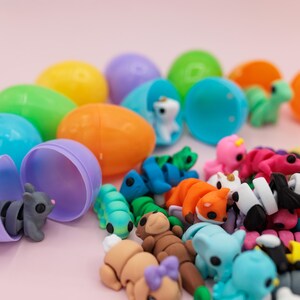 Tiny 3D printed articulated animal fidget toys for easter eggs