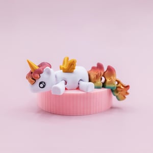 3D Printed Articulating Unicorn Fidgets, Little Unicorn Gift, Rainbow Unicorn Party Favors, Small Unicorn Figurine Decoration, Cute Fidgets