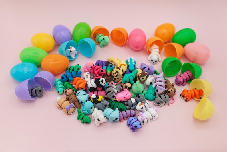 Tiny 3D printed articulated animal fidget toys for easter eggs