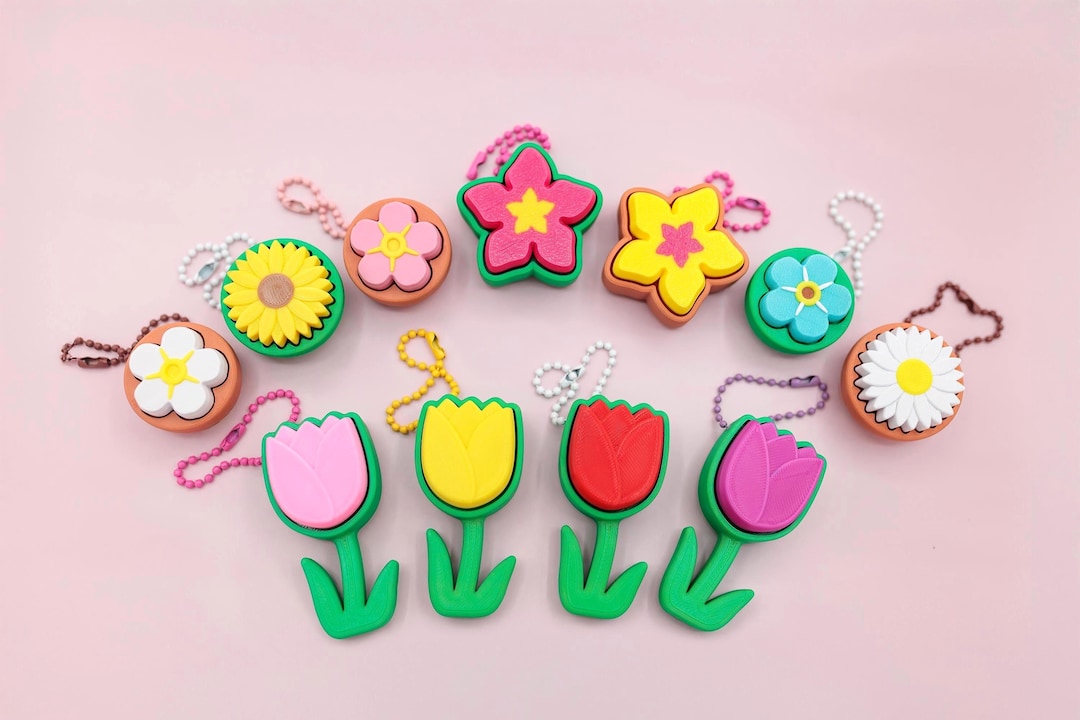 Flower Motif Fidget Clickers, Super Clicky 3D Printed Fidget Keychains ...