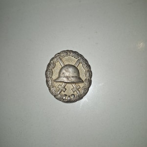 Authentic WWI German Wound Badge – Silver Grade (1918–1924) – Original Pin