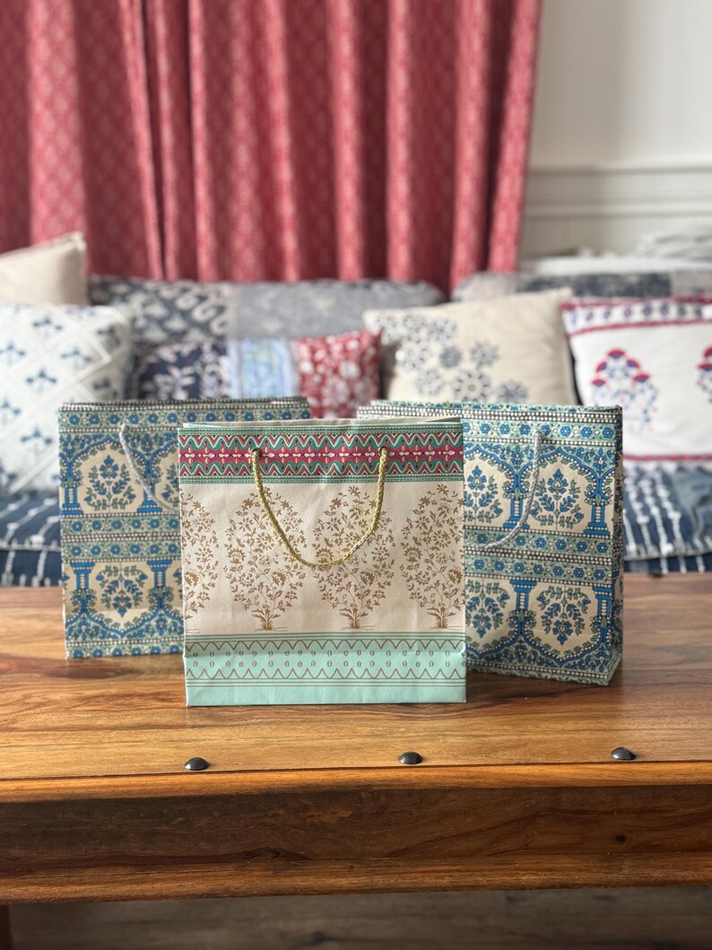 Indian Print Paper Gift Bags: Luxury Party Favor Set of 3 Assorted Square 2