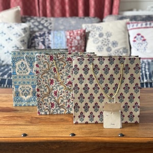 Indian Print Paper Gift Bags: Luxury Party Favor Set of 3 Assorted Square 1