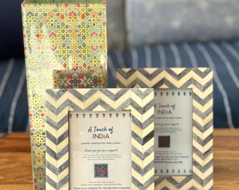 Heart Shape Wood Photo Frame: tabletop or Wall Mount