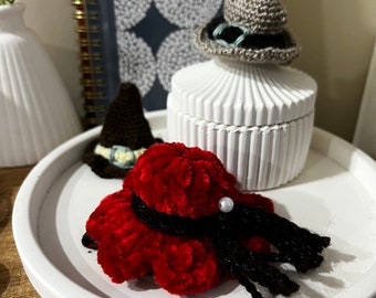 Red Hat Hairclip