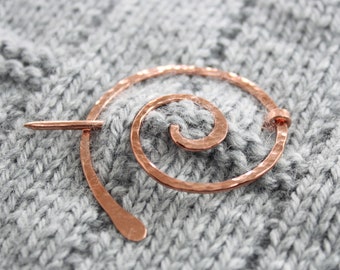 Penannular clock shawl pin, Spiral shawl pin, Cardigan clasp, Viking pin, Knitting accessory, Circle pin, Minimalist shawl pin, Fibula