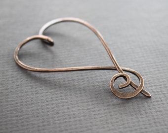 Minimalist heart shawl pin, Copper pin, Simple cardigan clip, Knitting accessory, Fibula, Love romance, Valentine, Mother day gift