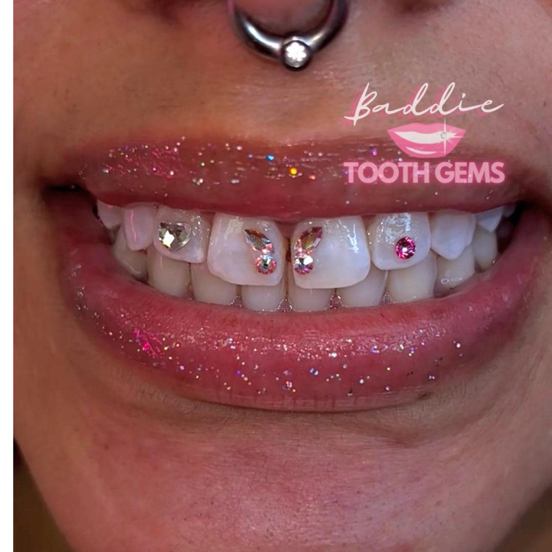 BUTTERFLY Tooth Gems Swarovski 4pcs CLEAR or AB Crystals