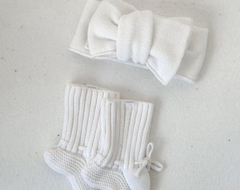 Pearl white knitted baby booties and bow topknot set, Baby booties, Baby bow headband, Knitted headband, Baby accessories,