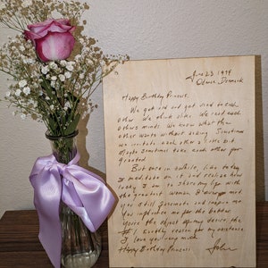 Carta de cumpleaños escrita a mano en madera personalizada, carta de escritura a mano personalizada para seres queridos, carta de cumpleaños escrita a mano en madera para seres queridos