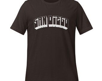 Camiseta con letras blancas de San Diego