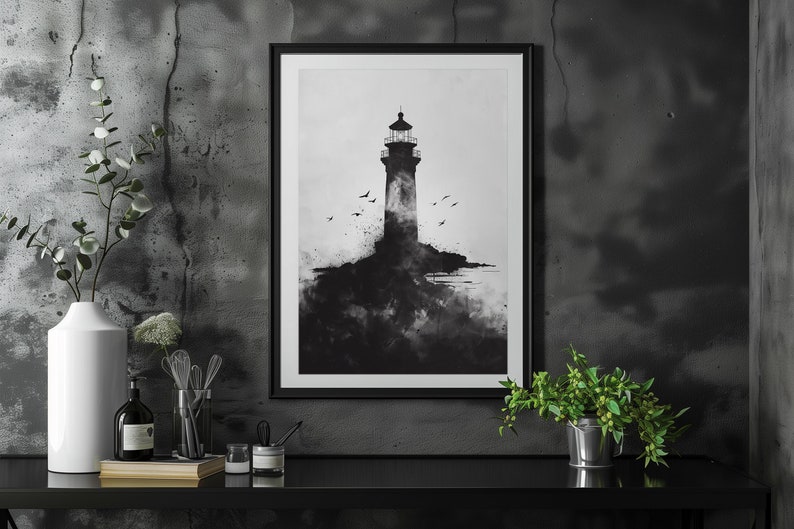 Puede incluir: Pintura de acuarela en blanco y negro de un faro en una isla rocosa con p&aacute;jaros volando por encima. El faro est&aacute; silueteado contra un cielo nublado.
