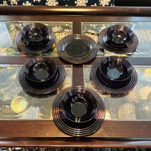 Bormioli Rocco Forum Amethyst Salatteller & Schüsseln - Set 11 | Vintage Italienisches Glas Geschirr | Lila Glasgeschirr | Retro Esszimmer