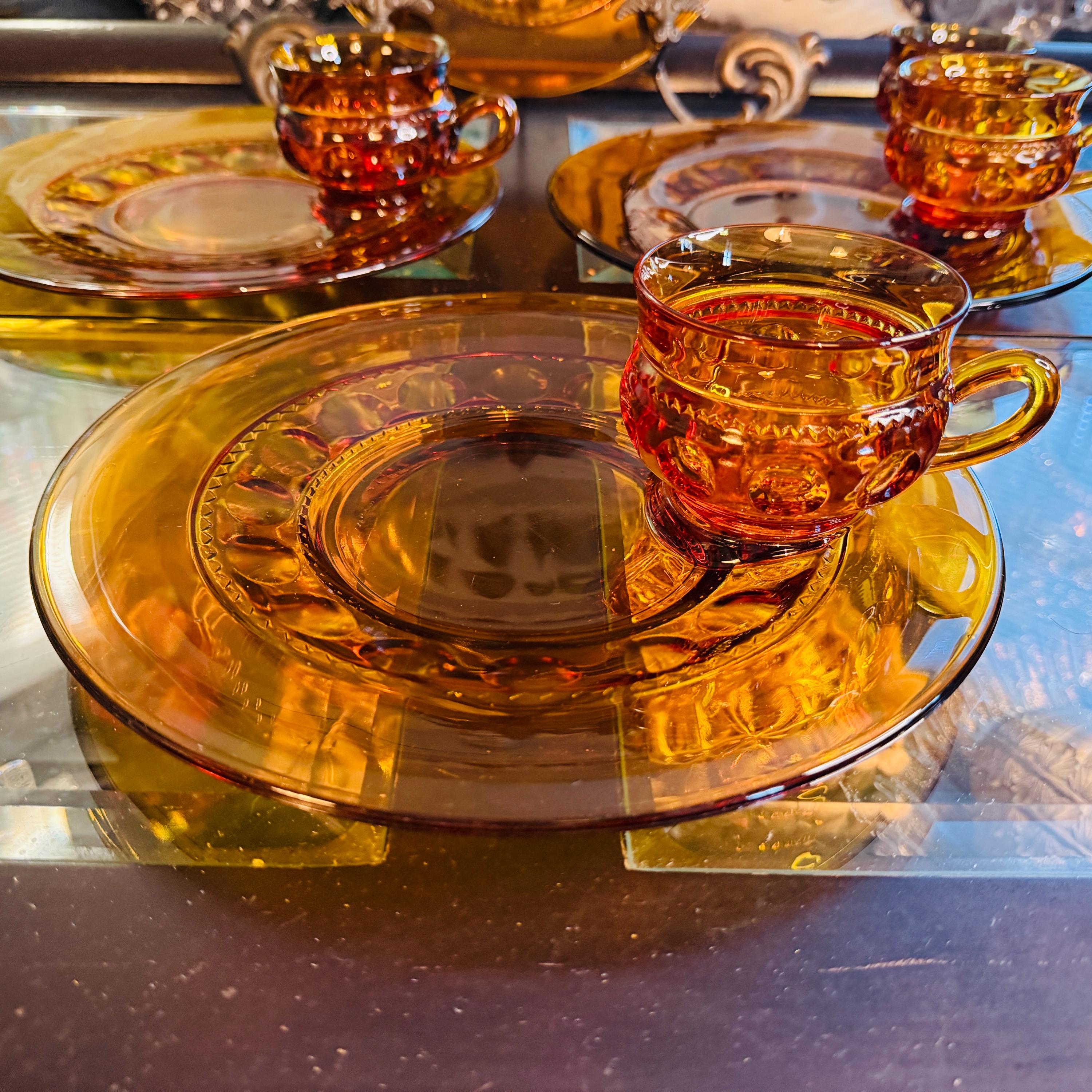 ヴィンテージ インディアナガラス アンバー スナックセット：キングス