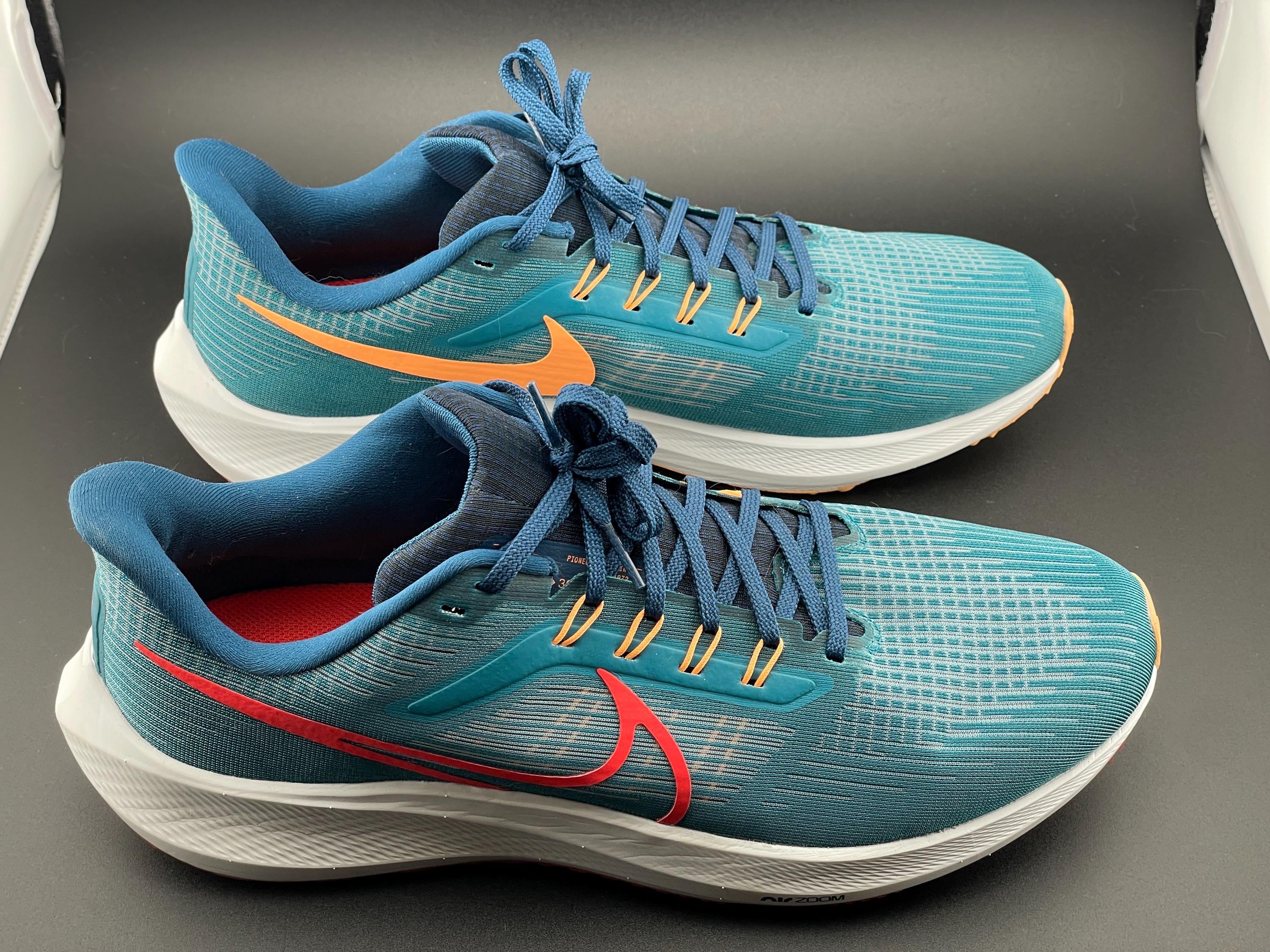 nike air zoom？　バッシュ　ビンテージ　2007〜2009頃？ ヴィンテージ】NIKE AIR ZOOM バッシュ 28.5cm - メルカリ