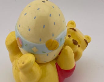 Salero y pimentero de Winnie the Pooh y huevos de Pascua