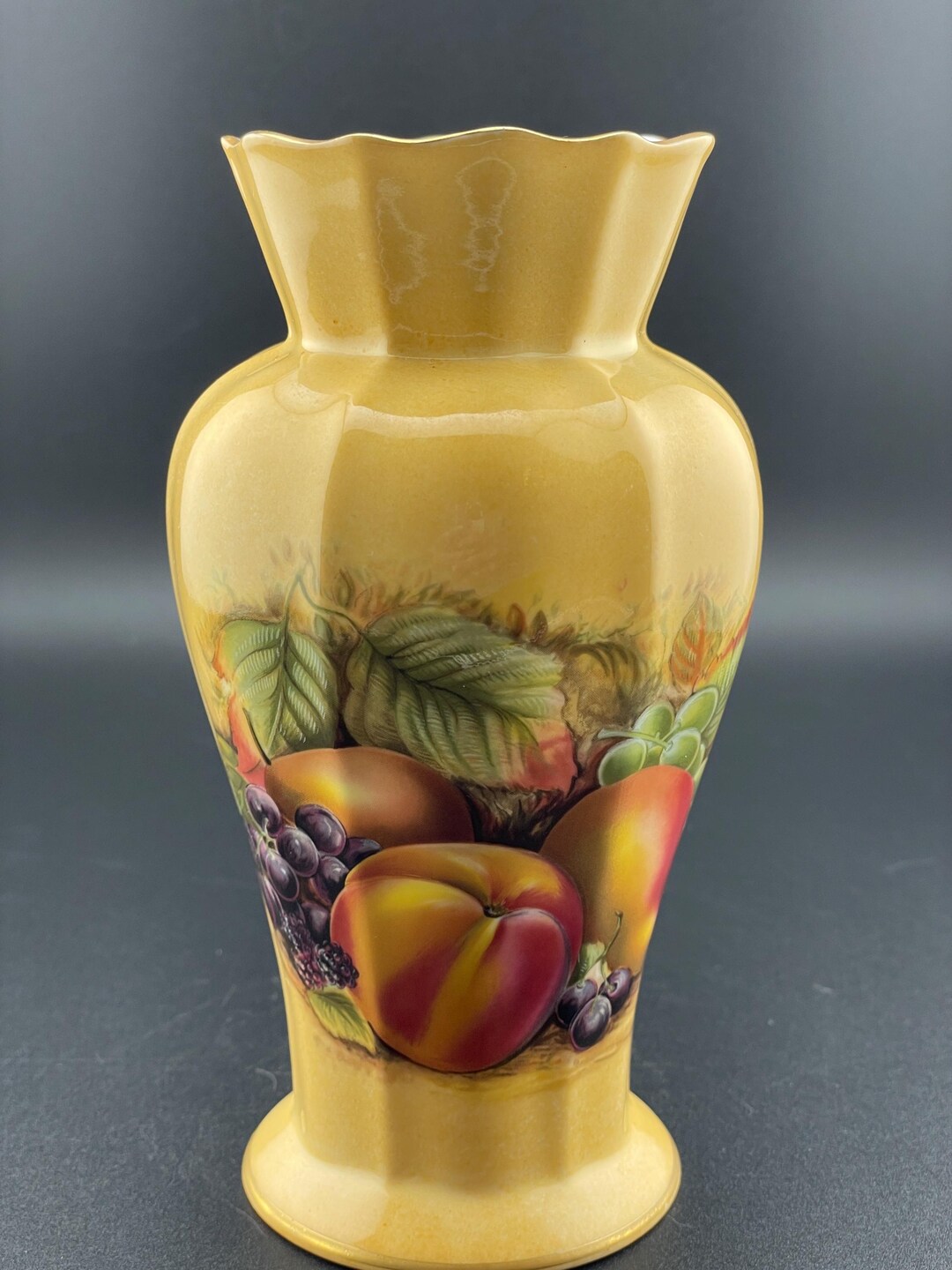 エインズレイ  オーチャードゴールド  フラワーベース ヴィンテージ エインズレイ オーチャード ゴールド花瓶 6インチ - Etsy