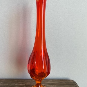Viking Persimmon Amberina Swung Glass Vase: Ruby Red Orange Pedestal, 18.5&quot; Tall