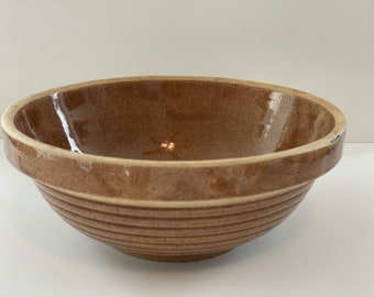 Anciens bols à mélanger en poterie des États-Unis en grès brun, cuisine de ferme primitive fabriquée aux États-Unis