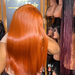 Rechte pruik van echt haar oranje bot: 2 x 4 sluiting, 20 inch, dichtheid 300