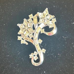Vintage Brooch Signed Trifari Clear Rhinestones