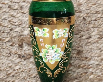 Vintage Viktorianische Glas Boho Tschechische emaillierte Grün Gold Vase Angewandte Blumen