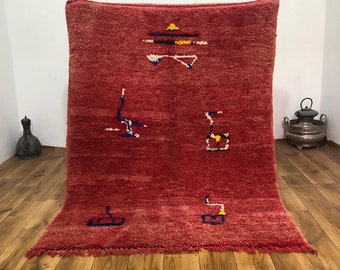 Handwoven rugs , Bohemian rug , luxury carpet , Authentic carpet , Beautiful red carpet , Moroccan rug , Handmade rug berber , Antique rug