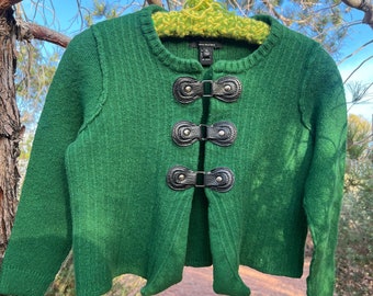 Cardigan verde vintage con cinghie nere/cardigan primaverile taglia piccola/cardigan cottage
