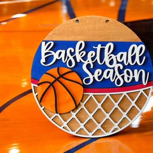 Personalized Basketball Door Hanger: Team Spirit Decor Sign bild 2