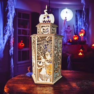 Halloween Lantern Décor: Spooky Pumpkin Light for Indoor and Outdoor Halloween Party, Autumn Home Decoration, Flameless Candle