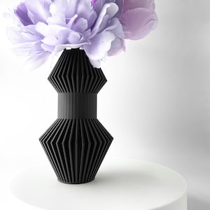 The Anter Vase STL 3D Print File, Digital Download for 3D Printing, Home Decor Vase for Flowers and Plants
