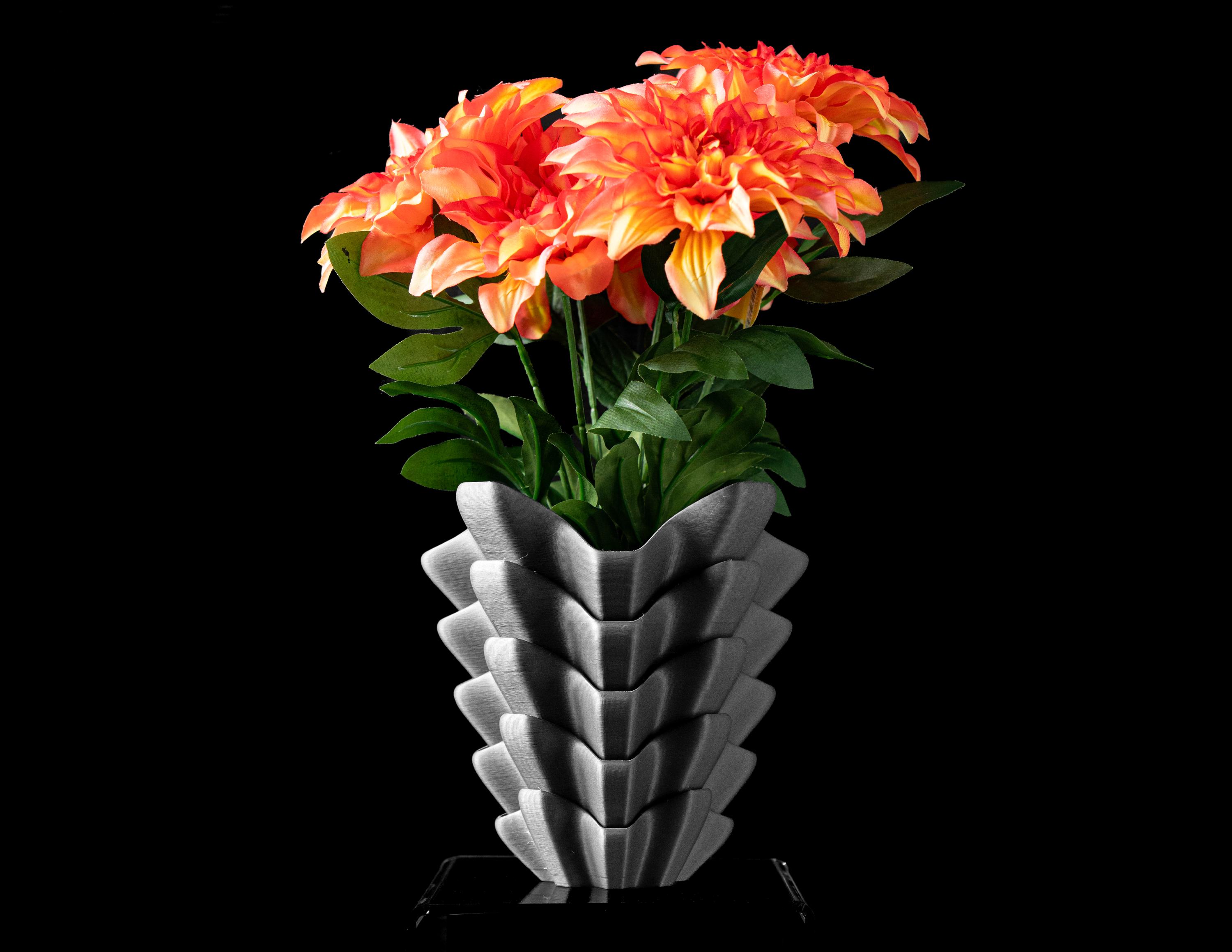Trilo Flower Vase STL 3D Print File by MODERN MACHINE