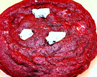 Red Velvet Cookies and Cream Elegance: Unveil the sophistication of our red velvet cookies