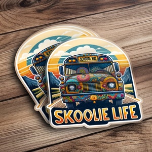 ヴィンテージスクールバスステッカー、Skoolie Life 防水デカール、鮮やかなヒッピーバス、ボヘミアンラップトップとウォーターボトルの装飾