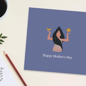 Carte de voeux fête des mères soleil lune amour maman maman femme féminin femme mère mères cadeau dessiné à la main zen soins personnels astrologie étoiles