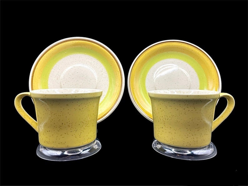 Vintage 1970s Retro Dinnerware Set of 6 Imperial by W. Dalton lemon