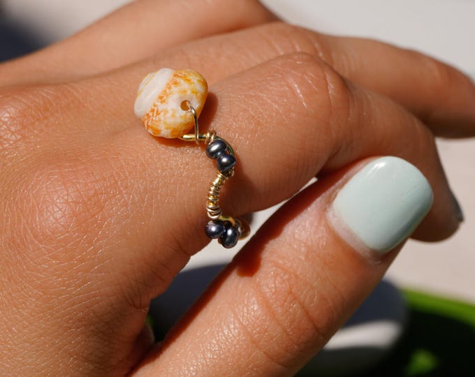 Orange & Cream Spiral Wire Ring