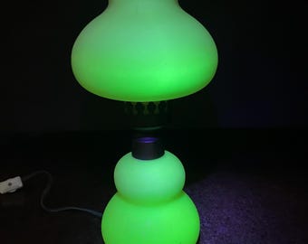 Rare Vintage Fratelli Toso Murano Burmese Uranium Vaseline Glass Mushroom Lamp