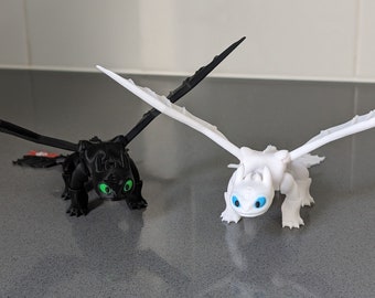 Toothless and Light Fury, Articulated, 3D printed, How to Train Your Dragon Desk Toys
