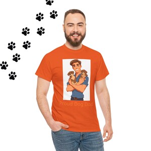 Papá gay con perro, camiseta de algodón, camisetas gay, regalos divertidos, estilo de dibujos animados, orgulloso y ruidoso, muy genial, regalos gay, camiseta de chico lindo, cachorros lindos, diversión gay