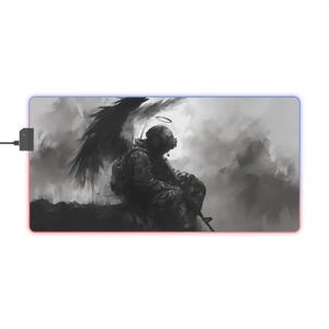 Alfombrilla de ratón LED para juegos con diseño de soldado ángel imagen 5