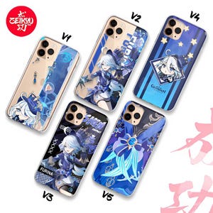 Könnte beinhalten: Fünf transparente Handyhüllen mit verschiedenen Charakterdesigns im Anime-Stil. Die Hüllen weisen blaue, weiße und schwarze Farbschemata mit Bildern von Charakteren und Text auf. Die Hüllen sind mit V1, V2, V3, V4 und V5 gekennzeichnet.