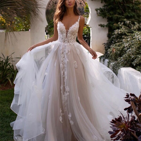 Slim Deep V , light wedding dress