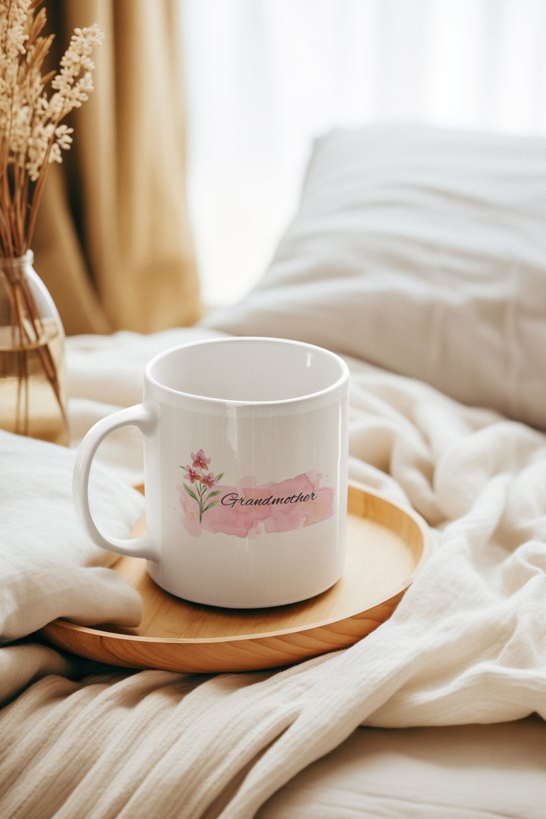 Mama flower mug, personalized ideal for gift Every sip becomes a unique moment Ceramic Mug, 11oz 2024 zdjęcie 1