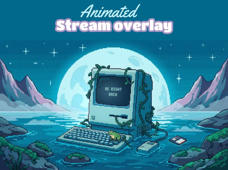 Peut inclure: Overlay de flux en pixel art avec un ordinateur r&eacute;tro dans l'eau, affichant "BE RIGHT BACK". L'image comprend une grenouille, un clavier, une souris et une disquette. Le fond pr&eacute;sente une pleine lune et des montagnes, cr&eacute;ant un paysage num&eacute;rique serein.