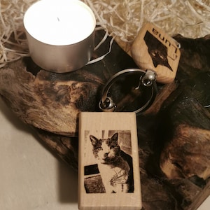 Personalized keychain, wood