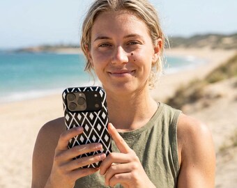 Black White Diamond Pattern Phone Case | Magnetic Impact-Resistant Case