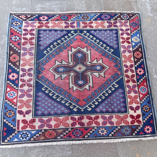 3x3 red blue white rug, Small Square rug, doormat 3x3, Small Antique rug 3x3, Persian rug 3x3, Heriz rug Red rug turkish, gift rug 3x3.4 ft