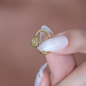 Personalized Birth Flower Ring, 14K Solid Gold Custom Engraved Ring, Dainty Flower Ring, Gold Birthflower Ring, Floral Ring, Flower Gift