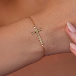 Silver Cross Bracelet, Dainty Christian Jewelry, Minimalist Faith Symbol, 14K Solid Gold Cross Charm Bracelet, Perfect Religious Gift